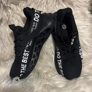 Big Kids Black Furuian Steel Toe Athletic Sneakers with Bold Text